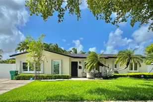 9385 SW 185th St, Cutler Bay, FL 33157 - Photo 1