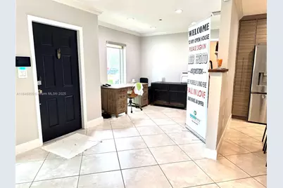 9385 SW 185th St, Cutler Bay, FL 33157 - Photo 11