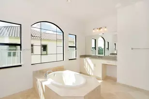 10400 S Barnsley Dr, Parkland, FL 33076 - Photo 57