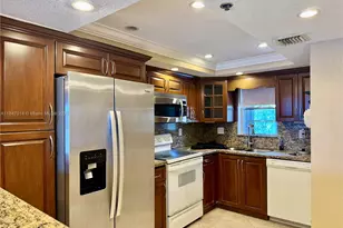 3100 W Rolling Hills Cir, Davie, FL 33328 - Photo 1