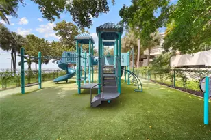 3 Grove Isle Dr, Miami, FL 33133 - Photo 45