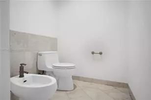 901 Brickell Key Blvd, Miami, FL 33131 - Photo 17