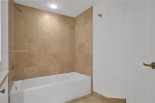 901 Brickell Key Blvd, Miami, FL 33131 - Photo 15