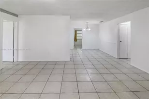 12020 NW 34th Pl, Sunrise, FL 33323 - Photo 5