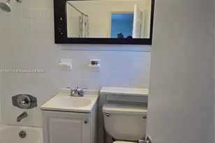 90 Isle of Venice Dr, Fort Lauderdale, FL 33301 - Photo 7