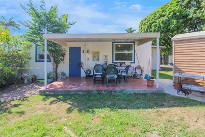9755 SW 161st St, Miami, FL 33157 - Photo 23
