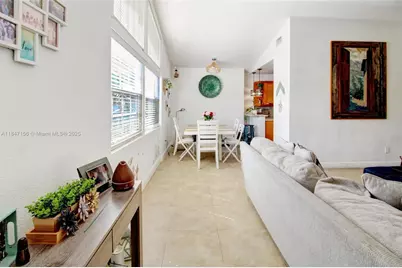 9755 SW 161st St, Miami, FL 33157 - Photo 5