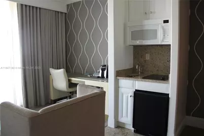 4401 Collins Ave #2315/2317, Miami Beach, FL 33140 - Photo 35