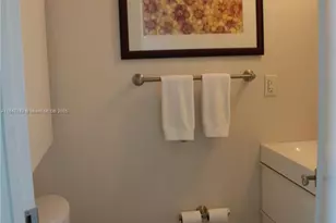 4401 Collins Ave, Miami Beach, FL 33140 - Photo 23