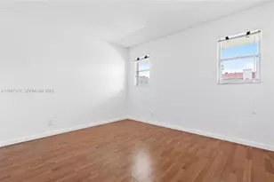 2800 W Sunrise Lakes Dr, Sunrise, FL 33322 - Photo 15