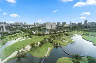 20379 W Country Club Dr, Aventura, FL 33180 - Photo 5