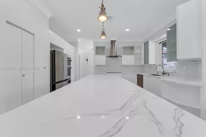 2128 SW 176th Ter, Miramar, FL 33029 - Photo 9