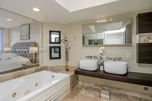 4775 Collins Ave, Miami Beach, FL 33140 - Photo 11