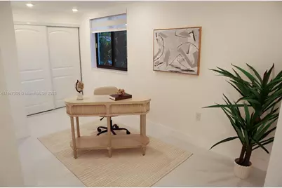 930 NE 163rd St, North Miami Beach, FL 33162 - Photo 21