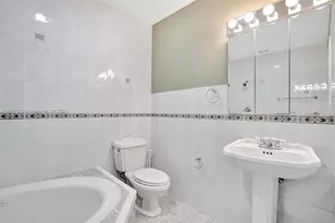 281 NE 169th St, North Miami Beach, FL 33162 - Photo 15