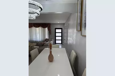 281 NE 169th St, North Miami Beach, FL 33162 - Photo 5