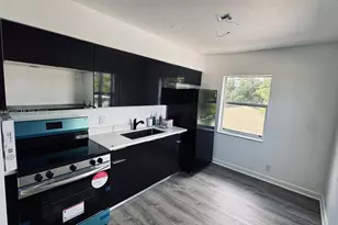 1006 10th St, West Palm Beach, FL 33401 - Photo 5