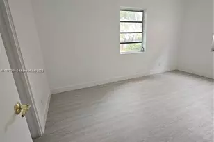 700 NE 7th St, Pompano Beach, FL 33060 - Photo 21