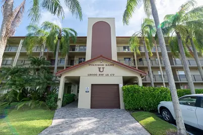 13000 SW 15th Ct #206U, Pembroke Pines, FL 33027 - Photo 1