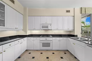 733 Crandon Blvd, Key Biscayne, FL 33149 - Photo 23