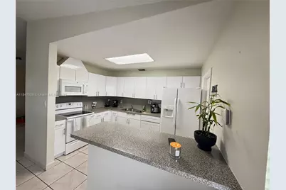 13821 SW 42nd Ter, Miami, FL 33175 - Photo 5