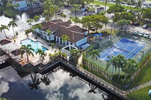 9640 NW 2nd St, Pembroke Pines, FL 33024 - Photo 23