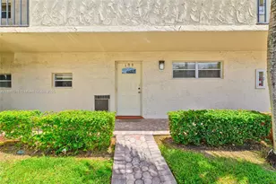 681 S Hollybrook Dr, Pembroke Pines, FL 33025 - Photo 1
