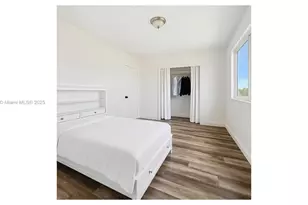 800 SW 26th Ct, Fort Lauderdale, FL 33315 - Photo 11