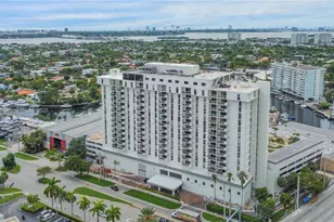 13499 Biscayne Blvd, North Miami, FL 33181 - Photo 3