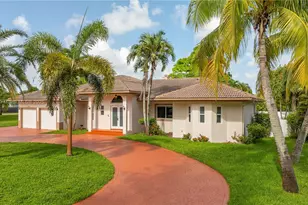 424 Bayberry Dr, Plantation, FL 33317 - Photo 3