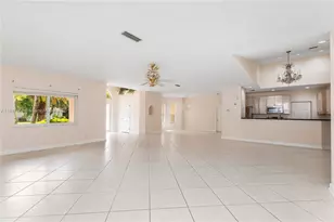 424 Bayberry Dr, Plantation, FL 33317 - Photo 19