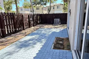 8337 NW 142nd St, Miami Lakes, FL 33016 - Photo 27