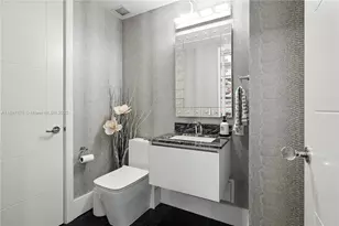 1435 Brickell Ave, Miami, FL 33131 - Photo 15