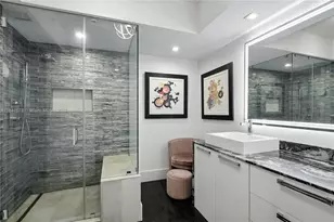 1435 Brickell Ave, Miami, FL 33131 - Photo 19