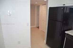 8851 N New River Canal Rd, Plantation, FL 33324 - Photo 15