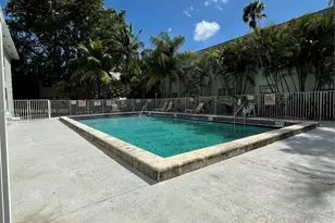 17255 SW 95th Ave, Palmetto Bay, FL 33157 - Photo 13