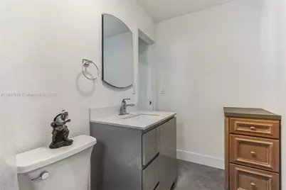 248 Carlisle Dr, Miami Springs, FL 33166 - Photo 19