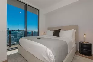 398 NE 5th St, Miami, FL 33132 - Photo 27