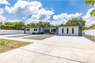 19810 NE 22nd Av, Miami, FL 33180 - Photo 1