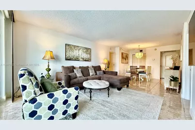 100 Bayview Dr #429, Sunny Isles Beach, FL 33160 - Photo 5