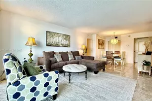 100 Bayview Dr, Sunny Isles Beach, FL 33160 - Photo 5
