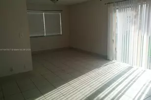 8734 SW 3rd St, Pembroke Pines, FL 33025 - Photo 5
