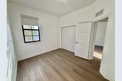 673 NE 191st St, Miami, FL 33179 - Photo 15