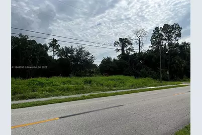 1707 E 6th St, Lehigh Acres, FL 33972 - Photo 3