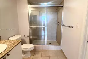 19501 W Country Club Dr, Aventura, FL 33180 - Photo 21