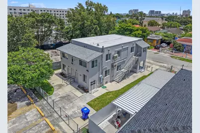 600 NW 25th Ct, Miami, FL 33125 - Photo 3