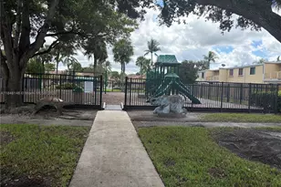 3961 NW 94th Ave, Sunrise, FL 33351 - Photo 35