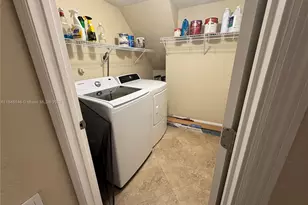 3961 NW 94th Ave, Sunrise, FL 33351 - Photo 21