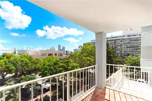 6900 Bay Dr, Miami Beach, FL 33141 - Photo 3