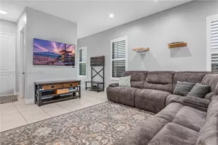 3345 W 95th Terrace, Hialeah, FL 33018 - Photo 17